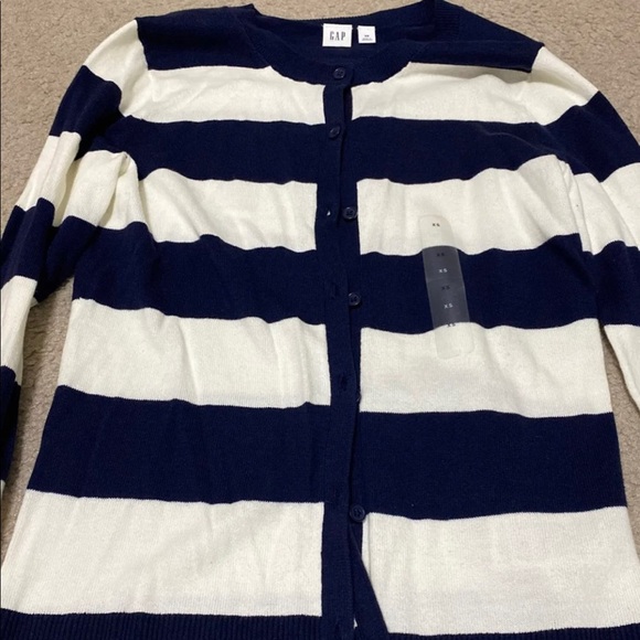 New - Picture 2 of 2